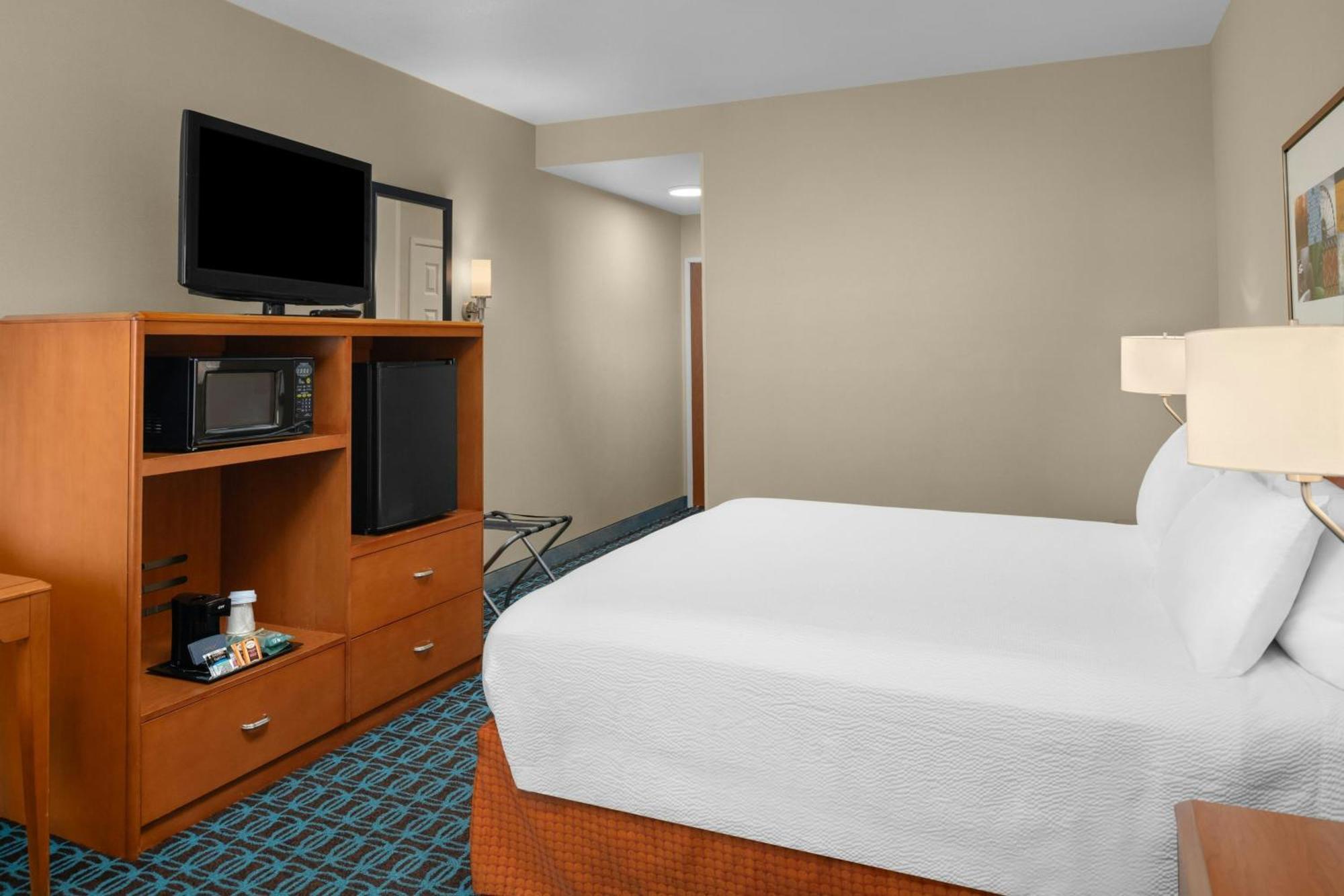 Fairfield Inn And Suites By Marriott Elk Grove Exterior foto