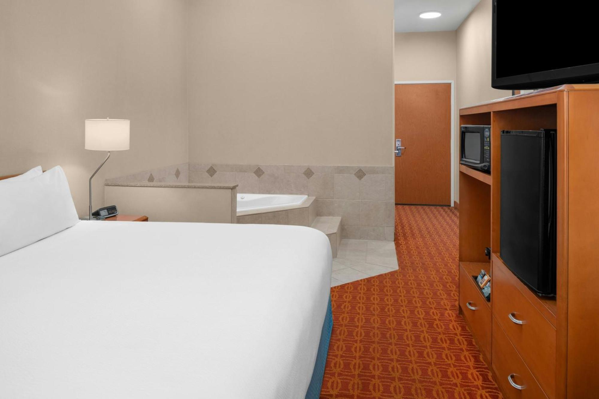 Fairfield Inn And Suites By Marriott Elk Grove Exterior foto