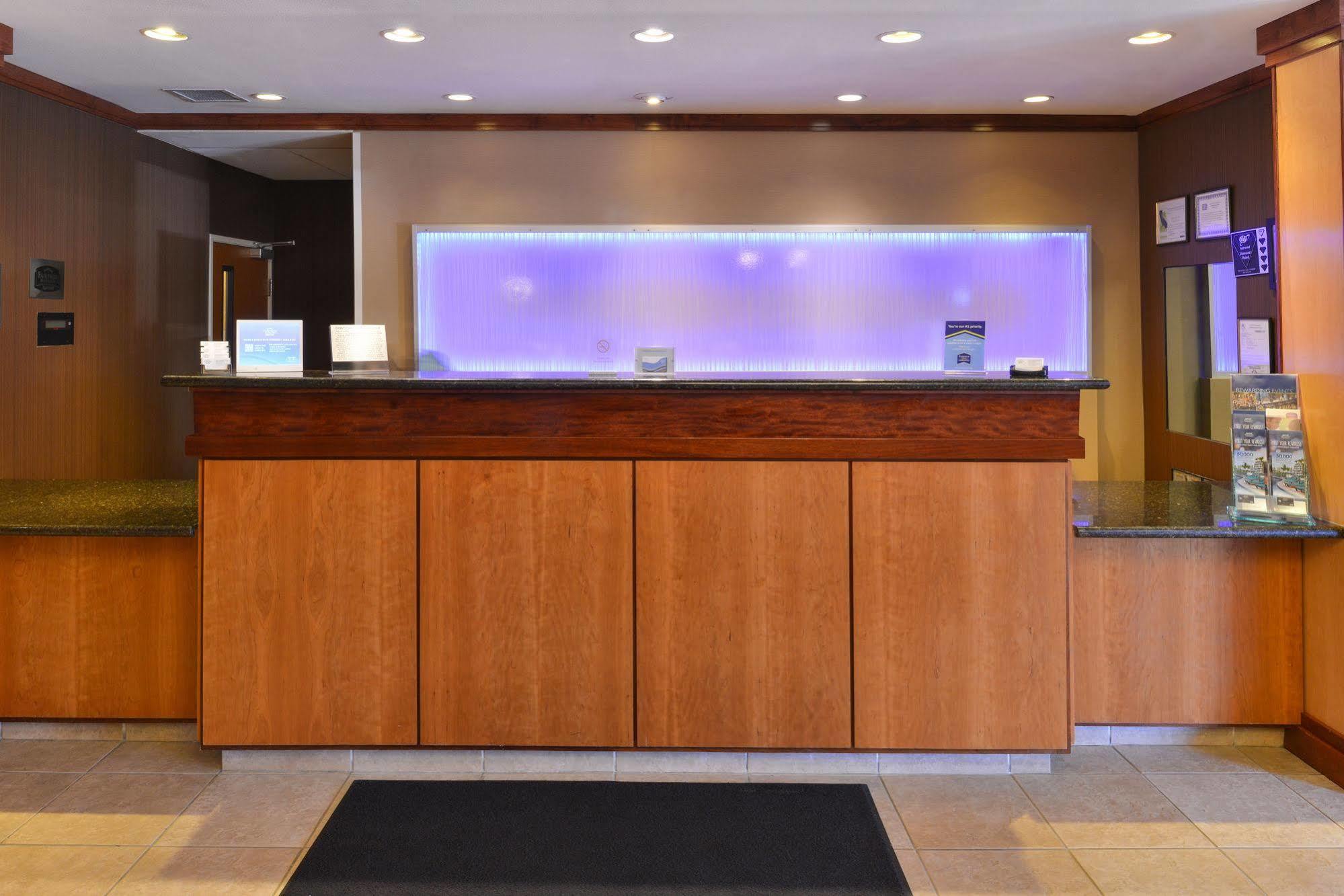 Fairfield Inn And Suites By Marriott Elk Grove Exterior foto